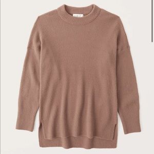 Abercrombie & Fitch DreamLush oversized legging-friendly crew sweater